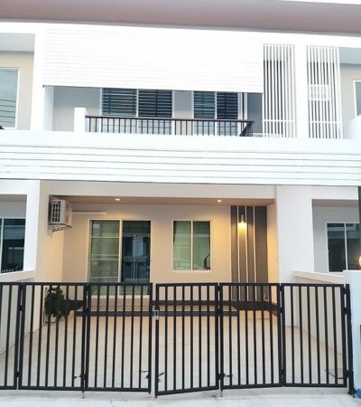กาญจน์กนกทาวน์ 1 (ถ.เลียบทางรถไฟ) ฟังก์ชันเหมือนบ้านเดี่ยว โปร่ง อยู่สบาย เฟอร์นิเจอร์ครบ พร้อมอยู่