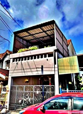 ทาวน์เฮ้าส์ 2 ชั้น เฟอร์นิเจอร์ครบ พร้อมเข้าอยู่ เมืองเชียงใหม่