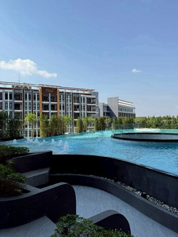 คอนโด ห้องใหม่ สภาพสวย เฟอร์นิเจอร์ครบ อะไรซ์เจริญเมือง ท่าศาลา