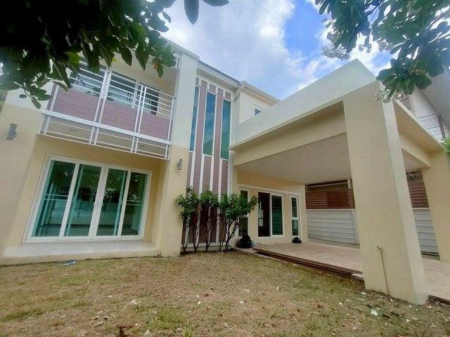 บ้านเดี่ยว 2 ชั้น หลังใหญ่ โปร่ง สบาย บ้านใหม่เอี่ยม สุเทพ