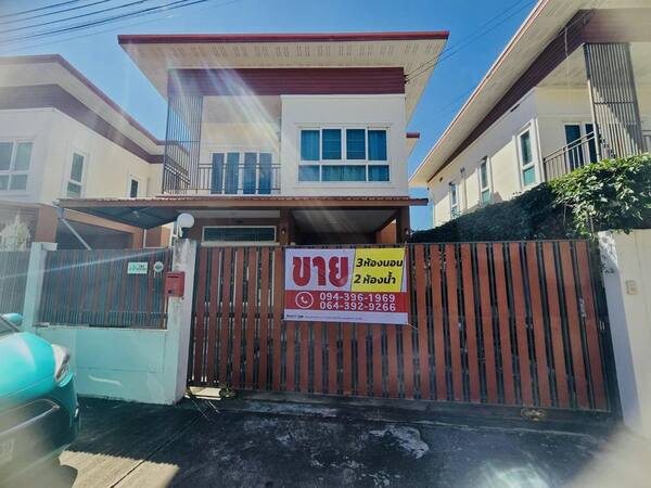ขายบ้านเดี่ยวสองชั้น ทำเลดี เงียบสงบ เพื่อนบ้านอัธยาศัยดีทุกหลัง ใกล้แหล่งสำคัญต่างๆ