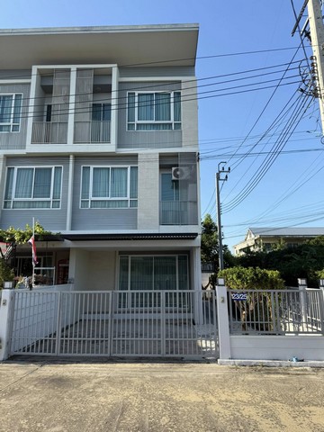 ให้เช่าทาวน์โฮม 3 ชั้น หลังมุม 4 ห้องนอน 5 ห้องน้ำ บ้านอันนาทาวน์โฮม ติวานนท์ - แจ้งวัฒนะ ตกแต่งหรูมีสไตล์