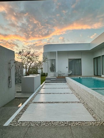 Modern Pool Villa พร้อมเฟอร์นิเจอร์ครบชุด เดินทางสะดวก หางดง