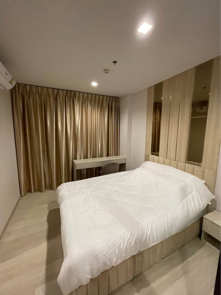 Life One Wireless Clean Convenient Comfortable 4th Floor BTS PloenChit