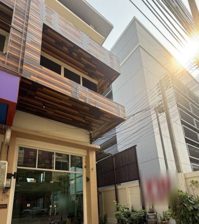 อาคารพาณิชย์ ในโครงการ Chiang Mai Business Park (CBP) เหมาะทำออฟฟิศ คลินิก โครงสร้างแข็งแรง วัสดุมาตรฐานดี