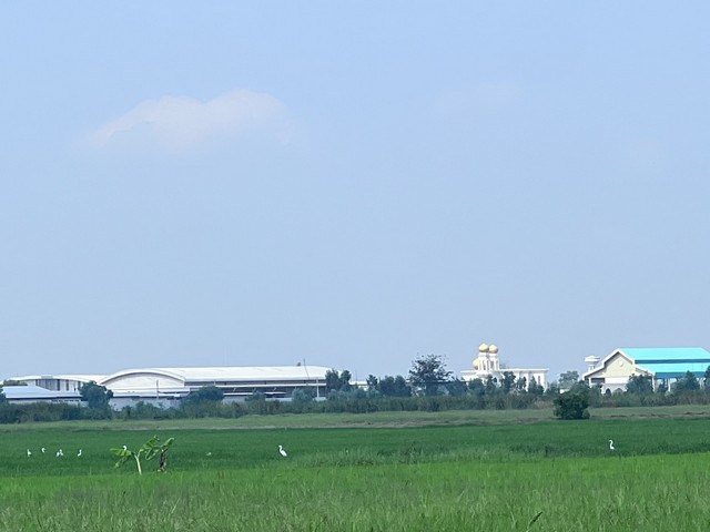 ขายที่ดินแปลงใหญ่ ทำเลทอง เดินทางสะดวก ติดถนนทางหลวง จ.พระนครศรีอยุธยา โอกาสดีสำหรับนักลงทุน ไม่ควรพลาด