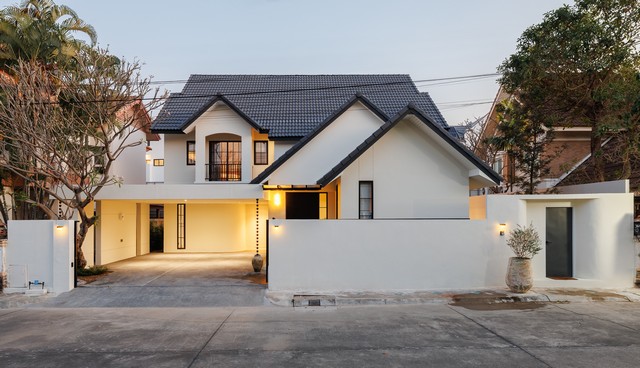 ขาย Luxury Pool Villa บ้านเดี่ยวหรูพร้อมอยู่ พฤกษาทอง เชียงใหม่ ใกล้ NIS