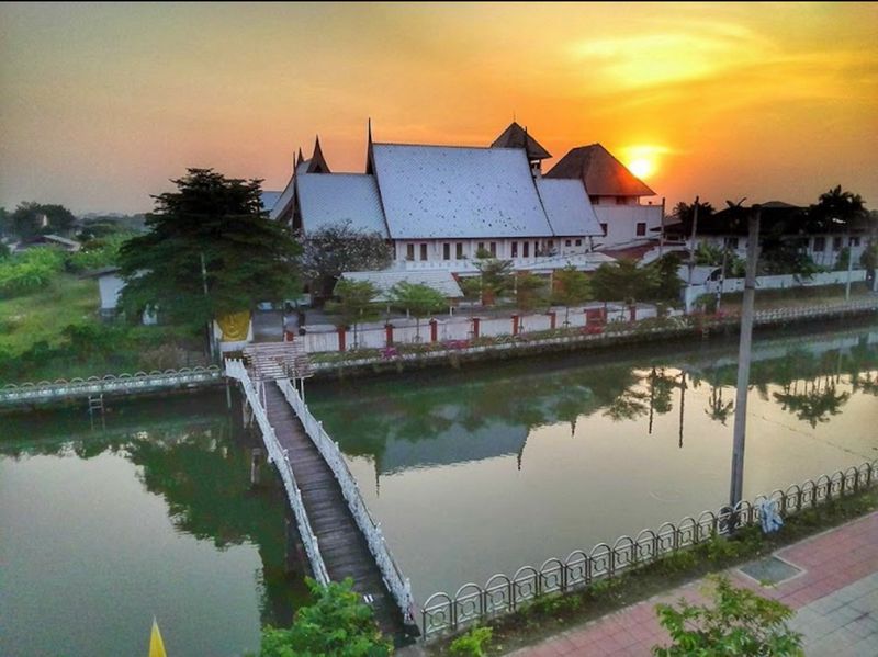 THAWIWATANA RIVERSIDE HERITAGE ESTATE Bangkok, Thailand
