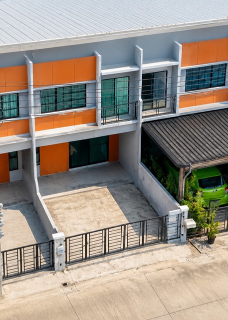 ทาวน์โฮม 2 ชั้นฟังก์ชัน 3 นอน 2 น้ำ รร.นานาชาติบริติชโคลัมเบีย 2 กม. ทำเลกัลปพฤกษ์-สาทร MRTบางแค 2.5กม. 19ตร.ว.150ตร.ม.