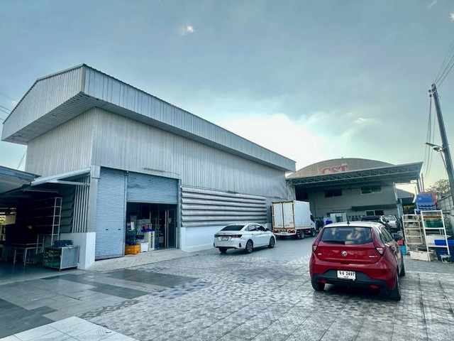 ปล่อยเช่า โรงงานใกล้อมตะ ใกล้บายพาสกรุงเทพ_พัทยา มีสามอาคารขนาด1,890ตร.ม.