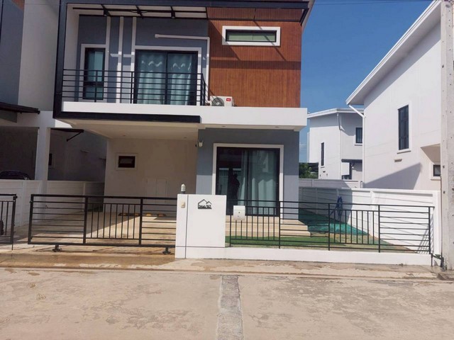 ให้เช่าบ้านเดี่ยว2ชั้น ซอย8 นิคมพัฒนา ระยอง พร้อมเฟอร์นิเจอร์ครบ