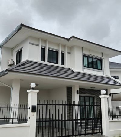 บ้านในโครงการใจแก้วเอราวัณ 31 เฟส 8 บ้านเดี่ยวพร้อมอยู่ รับสัตว์เลี้ยง อยู่ติดสนามหญ้าของหมู่บ้าน วิวโล่ง ไม่ชนใคร