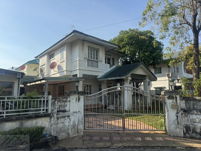 ขายบ้านเดี่ยว 2 ชั้น 73 ตรว. หมู่บ้านปรีชา ซอยสุวินทวงค์ 34 ใกล้มีนบุรี ใกล้ถนนรามคำแหง ขายตามสภาพ
