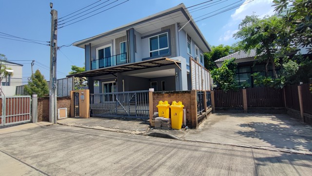 บ้าน เดอะแพลนท์ เอลิท (พัฒนาการ 38) 3 Bedroom 62 ตาราง.วา 9900000 บาท. บรรยากาศ ดี ตกแต่งบิ้วอินกเฟอร์ว่า 1 ล้าน