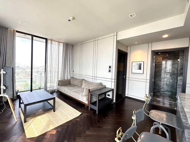 Elegant 2 Bedroom Residence with Open City View for Rent at The Monument Sanampao