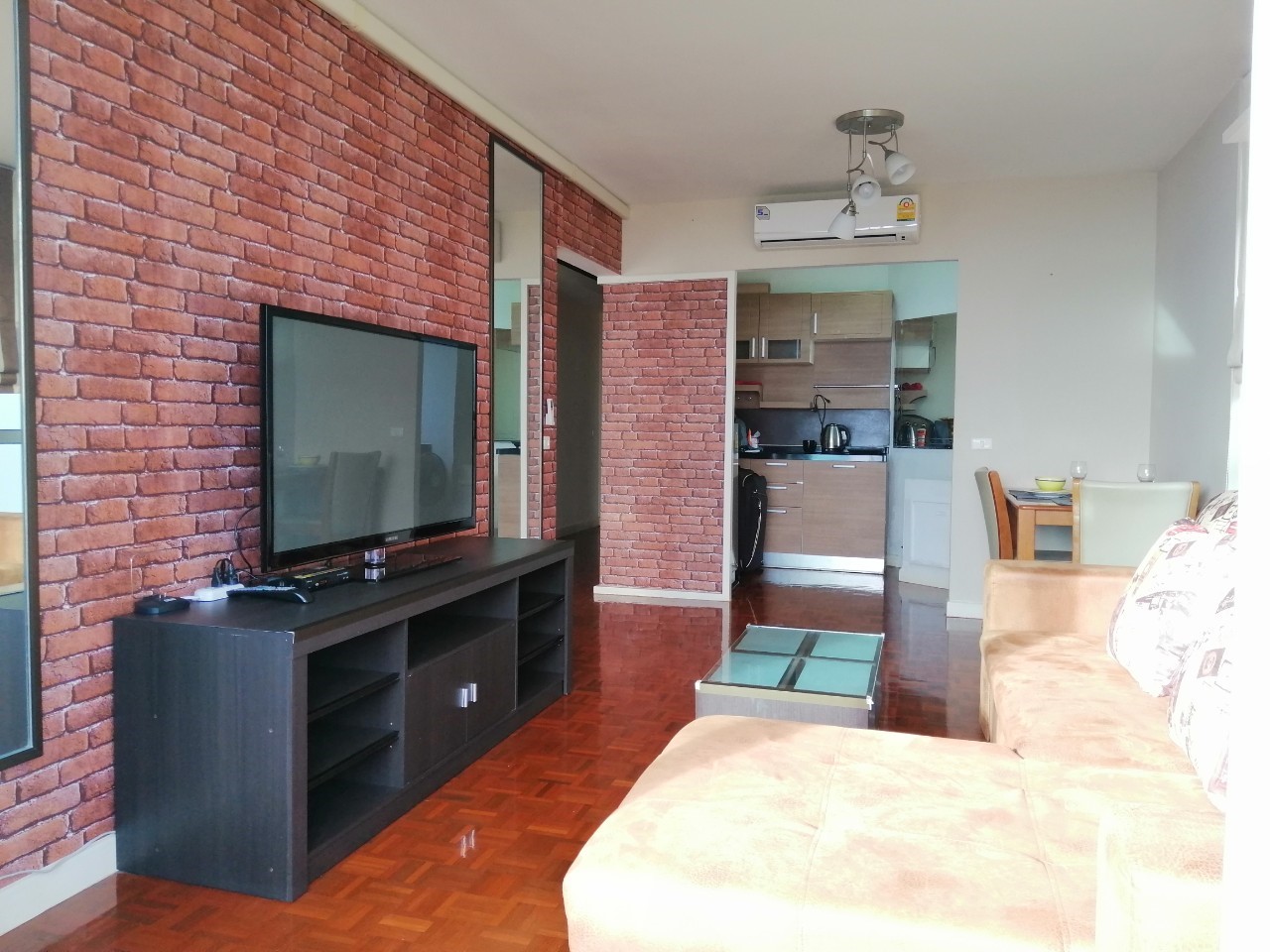 คอนโด Victoria Lakeview 58 ตร.ม. 2Bedroom 2000000 BAHT ราคา-ดี