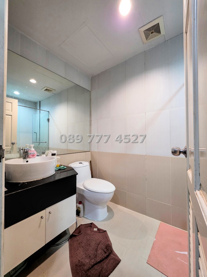 [ขาย] คอนโด สุขุมวิท ลิฟวิ่ง ทาวน์ (Sukhumvit Living Town) อโศก 2 ห้องนอน 58.90 ตร.ม. มีที่จอดรถประจำ ใกล้ MRT เพชรบุรี และ มศว 2