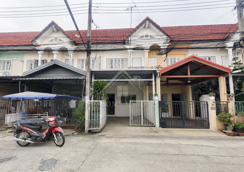 ทาวน์เฮาส์ 2 ชั้น หมู่บ้าน กล่อมพิรุณ แพรกษา