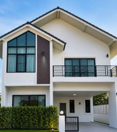บ้านเดี่ยวสไตล์โมเดิร์น พร้อมเฟอร์ บ้านหลังใหม่หลังใหญ่ ฟังก์ชันครบในโครงการ