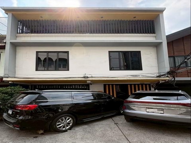 ให้เช่า บ้านเดี่ยว 3 ชั้น โซน หัวลำโพง เยาวราช รองเมือง เขตปทุมวัน ติดรถไฟใต้ดิน MRTหัวลำโพง