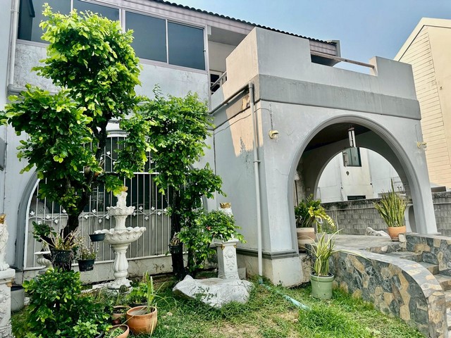 ขายบ้านเดี่ยว 2 ชั้น หมู่บ้านเมืองเอก โครงการ 1 ถนนเอกทักษิณ ซอยเอกทักษิณ 2 ตำบลหลักหก อำเภอเมืองปทุมธานี จังหวัดปทุมธานี