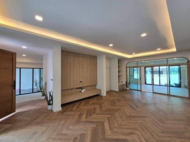 P3380 ขายบ้านเดี่ยว 2 ชั้น หมู่บ้าน เมืองเอก 3 ใกล้ ม.รังสิต เมืองปทุมธานี บ้านสวย