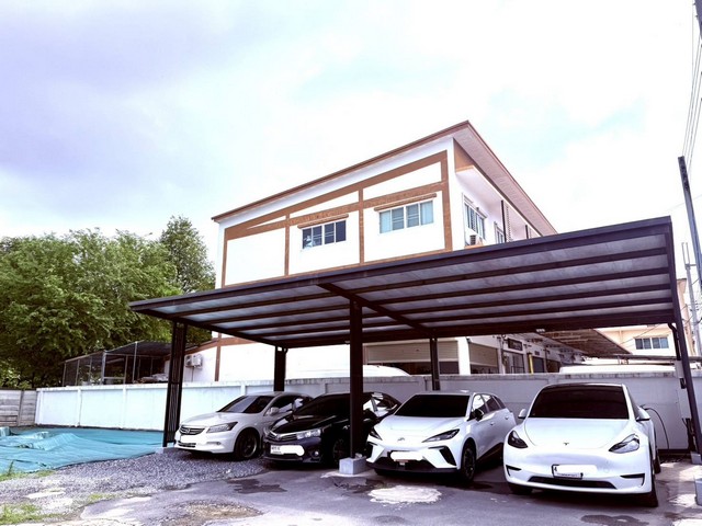 ให้เช่าด่วน! โรงงานผลิตเครื่องสำอาง-อาหาร มาตรฐาน GMP พร้อมเข้าอยู่ ลาดกระบัง กรุงเทพ