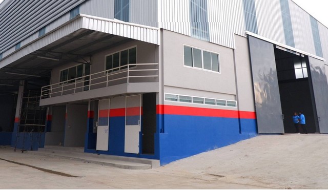 ให้เช่าโกดังขนาด 1500-1600 ตารางเมตร ถนน บางนา - ตราด ( ซอย วัดศรีวารีน้อย )