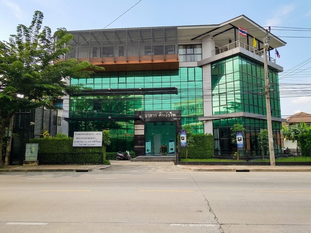 BH4127 ขายหรือให้เช่า อาคารสำนักงาน 4 ชั้น พร้อมที่พักอาศัยและลิฟต์ส่วนตัว ทำเลถนนคู้บอน อาคารหัวมุม เหมาะสำหรับธุรกิจทุกประเภท