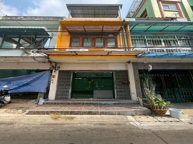 ให้เช่า ตึกแถว 2 ชั้น ซอยวัดตรีทศเทพ ถนนประชาธิปไตย ถนนวิสุทธิกษัตริย์ ทำเลใจกลางเมือง