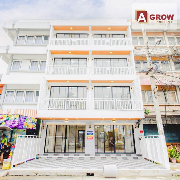ขายอาคารพาณิชย์ 4 ชั้น 2 คูหา บางกะปิ สามารถเปิดบริษัทได้สบายๆ อยู่อาศัยก็ดีนะ ตั้งอยู่ในทำเลธุรกิจอีกด้วย