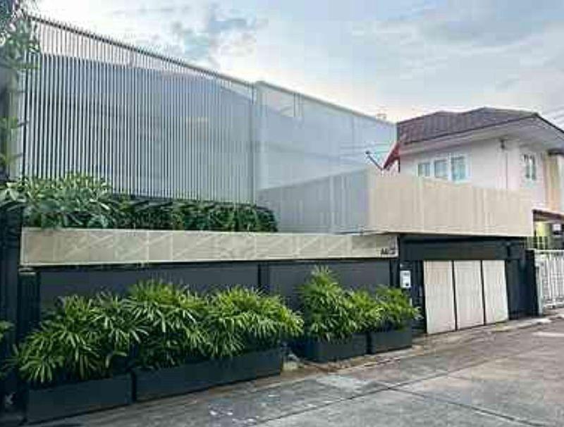 HR 10037 ให้เช่าบ้านเดี่ยว 4ห้องนอน ลาดพร้าว ใกล้สถานีลาดพร้าว 83