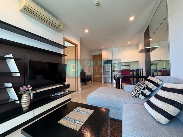 Circle Condominium 1 Bedroom 1 Bathroom for Rent (A2867)