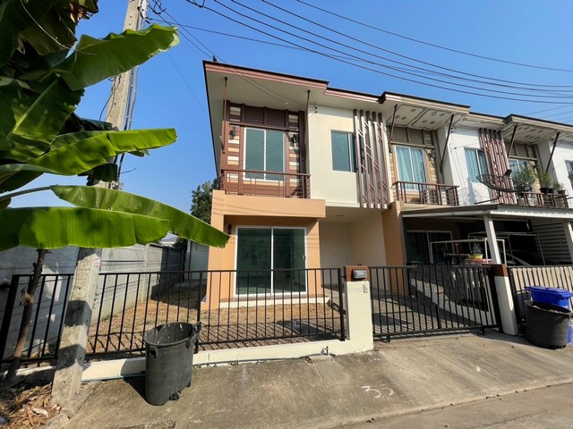 ให้เช่าโฮมออฟฟิศ 3.5 ชั้น 300 ตร.ม. ลาดพร้าว-วังหิน ใกล้ รพ.เปาโล โชคชัย 4 2