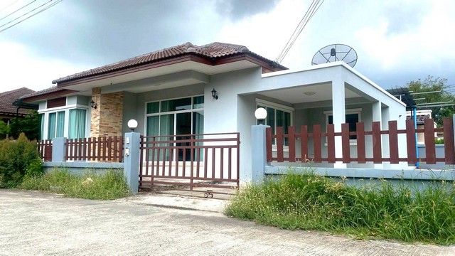 ให้เช่าบ้านเดี่ยวพานทองชลบุรี ให้เช่าบ้านเดี่ยวชั้นเดียวขนาด 72 ตรว. 3 นอน 2 น้ำ
