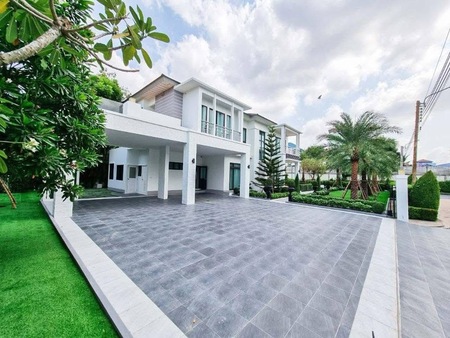 ให้เช่า บ้านเดี่ยว หมู่บ้านเพอร์เฟค มาสเตอร์พีซ สุขุมวิท 77 ใกล้โรบินสันลาดกระบัง ย่านลาดกระบัง
