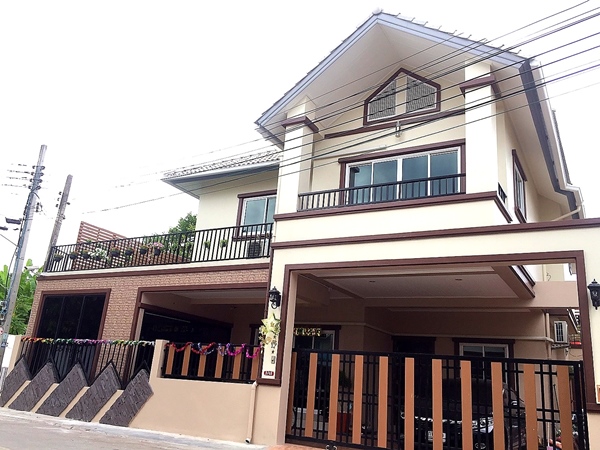 ขายบ้านเดี่ยว 2 ชั้น หมู่บ้านอิ่มอัมพรทาวน์ ซอยราชพฤกษ์ 9 ใกล้ BTS บางหว้า โทร 065-1515166