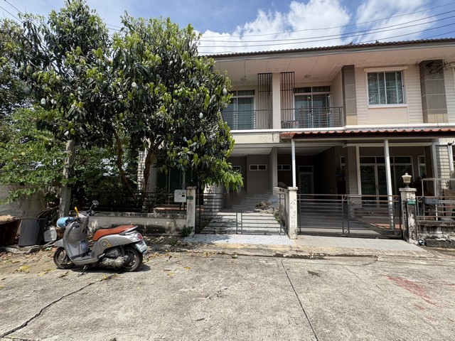 ขายทาวน์โฮม 2 ชั้น หมู่บ้านรื่นฤดี 4 บึงยี่โถ อำเภอธัญบุรี ปทุมธานี