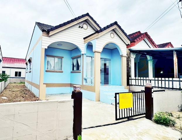 บ้านวิวเขาพร้อมอยู่9.8แสน฿ ขุนเขาโอบล้อม 2นอน 37ตรว. ต.สาริกา อ.เมืองนครนายก o86-3ol-6l6l