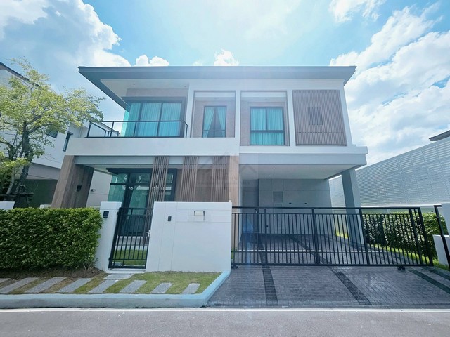 T26-212 ให้เช่า บ้าน บางกอก บูเลอวาร์ด บางนา-กม.5 100000 บาทต่อเดือน ใกล้กับ ใกล้เมกะบางนา