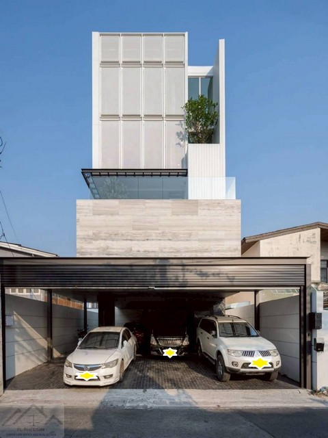 T26-629 ขาย บ้าน - กรุงเทพ ชั้นทั้งหมด 5 ชั้น ห้องนอน 3 ห้อง ห้องน้ำ 5 ห้อง