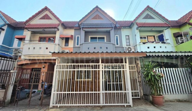 ลดราคา ทาวน์โฮม สวีท โฮมปาร์ค - บางบัวทอง ทำเลดี รีโนเวทใหม่