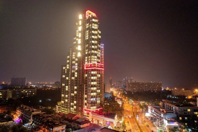 DHL-037 ขาย คอนโด The Riviera Ocean Drive ชั้นทั้งหมด 43 ชั้น ชั้นที่ 11