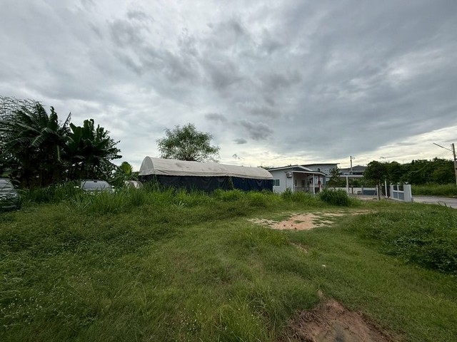 ขายที่ดินเปล่า ในหมู่บ้านจัดสรร แหล่งชุมชน เก้ากิโล ศรีราชา ชลบุรี FP-L02096