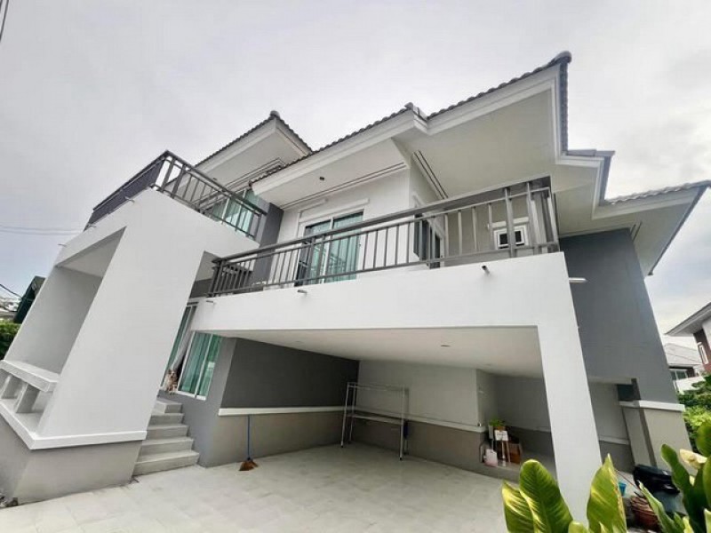 ขายบ้านเดี่ยวหรู บ้านบึง ชลบุรี หลังริม ใกล้นิคมอมตะซิตี้ TP-H2301