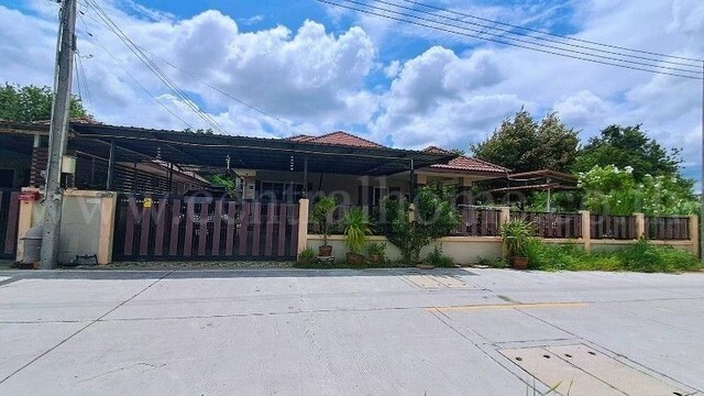บ้านเดี่ยวชั้นเดี่ยว 94 ตร.ว พร้อมสระว่ายน้ำ บ้านสวย พร้อมอยู่ ราคาถูกมาก