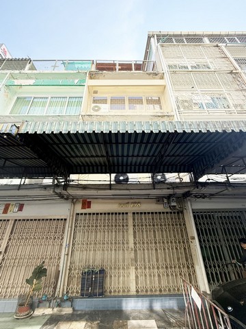 ให้เช่าทาวน์โฮมหรู 3.5 ชั้น 254 ตรม.The Eight จตุจักร-รัชดา ลาดพร้าว ซอย1 ใกล้เซ็นทรัล ลาดพร้าว 2