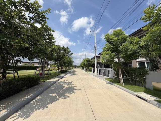 BH4177 ให้เช่า บ้านใหม่ PLENO เพชรเกษม 91 ติดสวน วิวสวน บ้านสวยพร้อมอยู่ ใกล้ Makro อ้อมน้อย