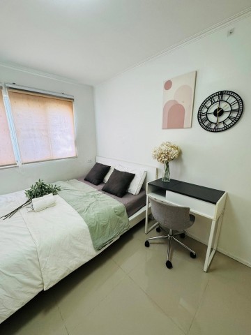 Notting Hill Bearing Spacious Private 2nd Floor BTS Bearing