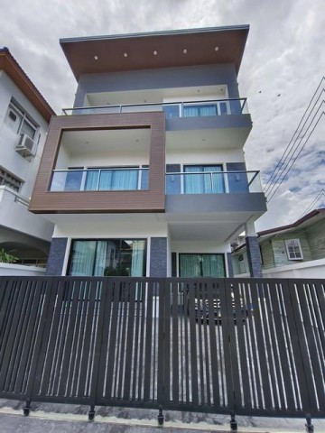 HR 10144 ให้เช่า ขายบ้านเดี่ยว 3 ชั้น สร้างใหม่ 330 ตรม. 4 ห้องนอน สุขุมวิท 65 เอกมัย ใกล้ BTS เอกมัย